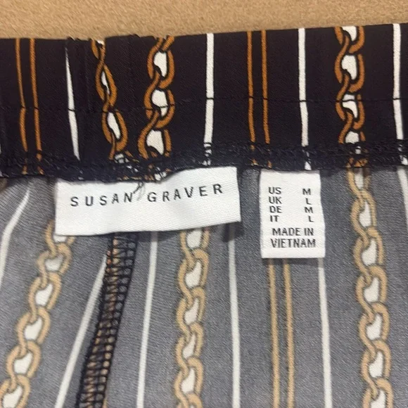 Liquid knit wide leg pants. - Picture 3 of 6